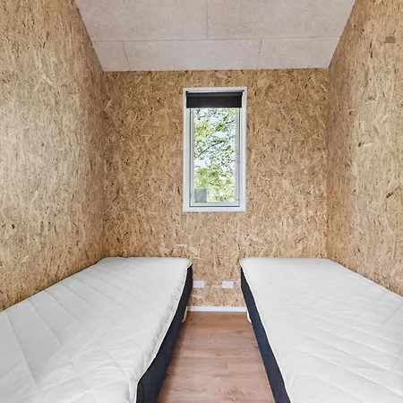 2 Bedroom Gorgeous In
